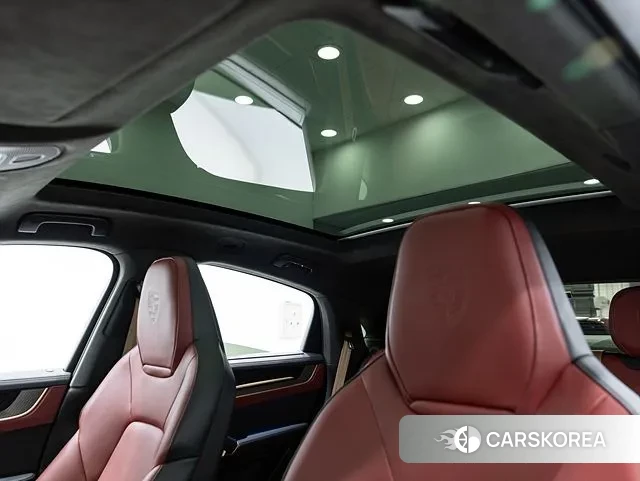 Porsche Cayenne (PO536) 2025 Серый из Кореи, фото 4