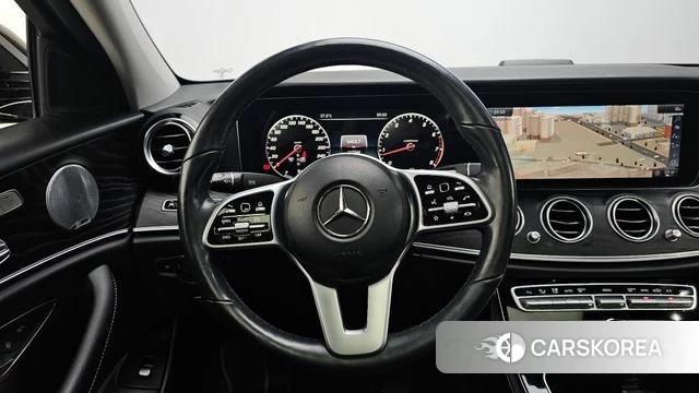 Mercedes-Benz E-Class W213 2018 Черный из Кореи, фото 4