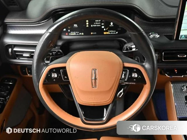 Lincoln Aviator 2nd generation 2021 Белый из Кореи, фото 4