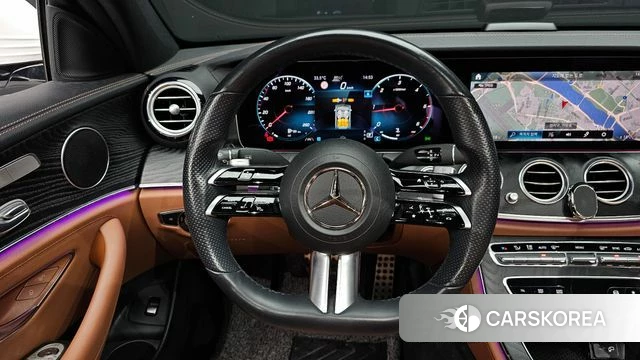 Mercedes-Benz E-Class W213 2021 Белый из Кореи, фото 4