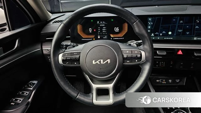 Kia The New K5 3rd generation 2024 Белый из Кореи, фото 4