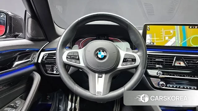 BMW 5 Series (G30) 2023 Серый из Кореи, фото 4