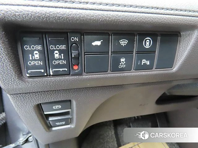 Honda Odyssey 2021 Серый из Кореи, фото 4