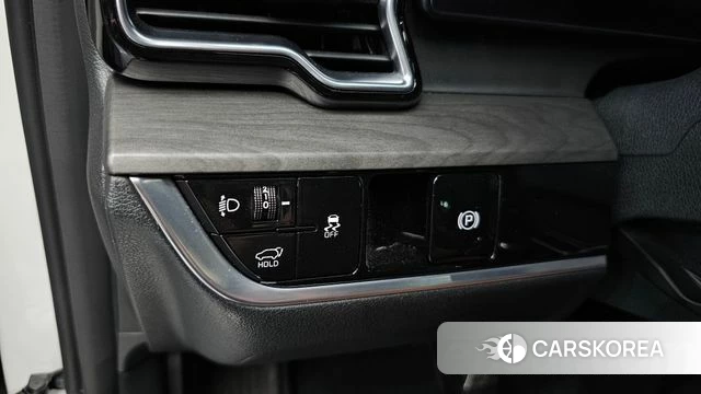 Kia Sportage 5th Generation 2023 Белый из Кореи, фото 4
