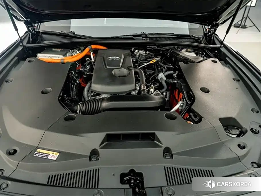 Toyota Crown 2025 Черный из Китая, фото 4