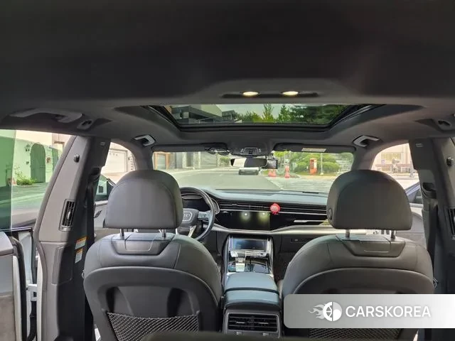 Audi Q8 (4M) 2021 Белый из Кореи, фото 4