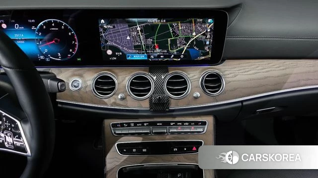 Mercedes-Benz E-Class W213 2021 Серый из Кореи, фото 4