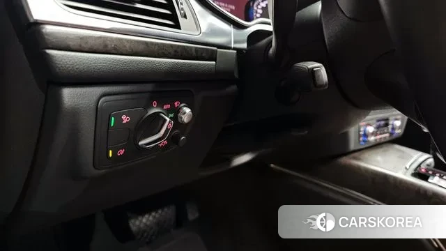 Audi New A6 2018 Синий из Кореи, фото 4