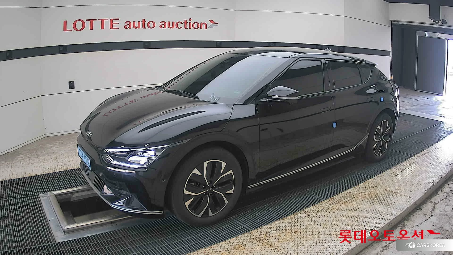 Kia EV6 2022 Черный из Кореи, фото 4