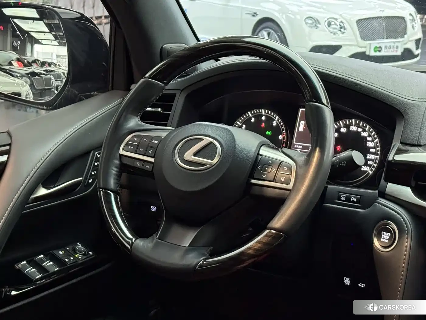 Lexus LX 2019 Черный из Китая, фото 4