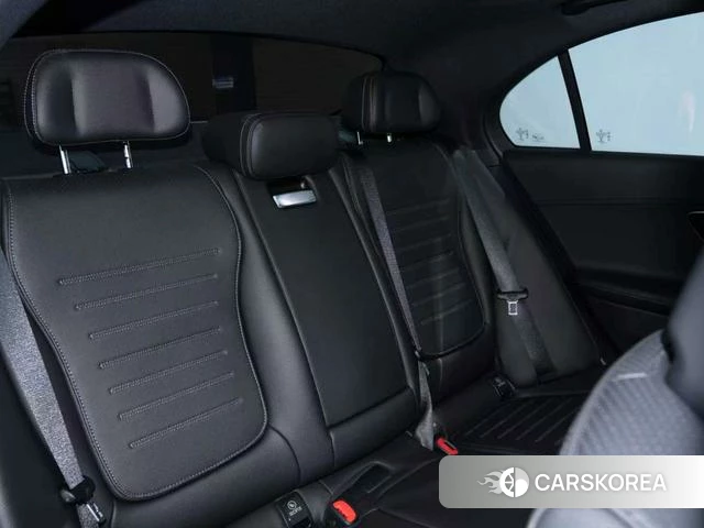 Mercedes-Benz Class C 2023 Белый из Китая, фото 4