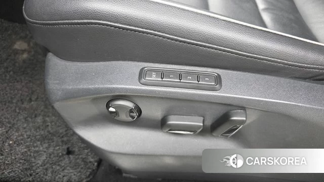 Volkswagen Tiguan second Generation 2018 Серебряный из Кореи, фото 4