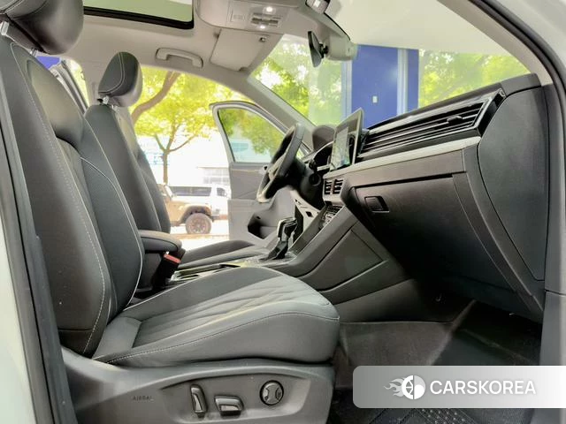Volkswagen Tiguan L 2023 Белый из Китая, фото 4