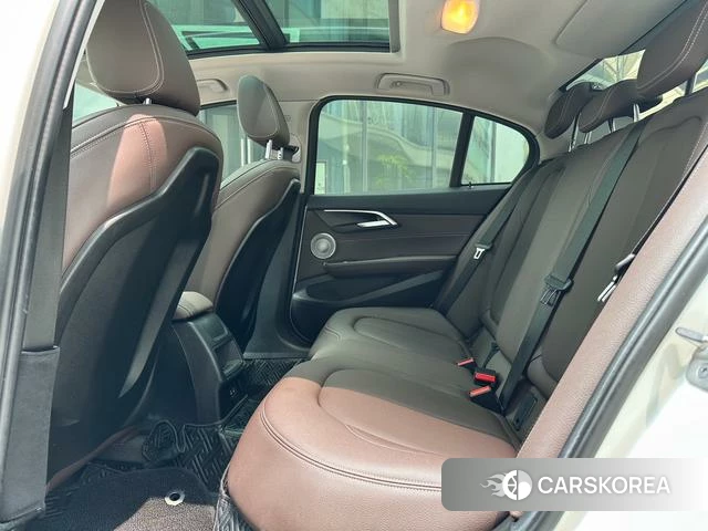 BMW 1 series 2023 Белый из Китая, фото 4