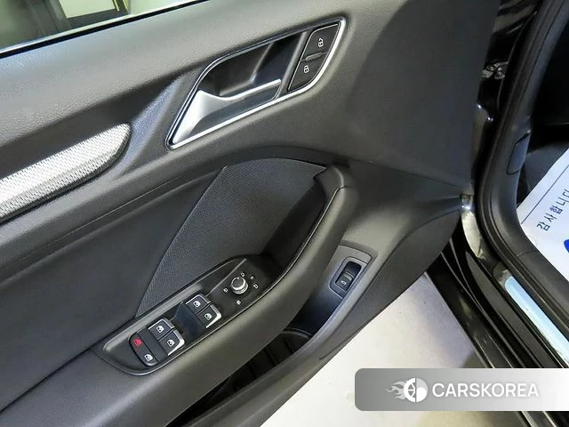 Audi New A3 2018 Черный из Кореи, фото 4