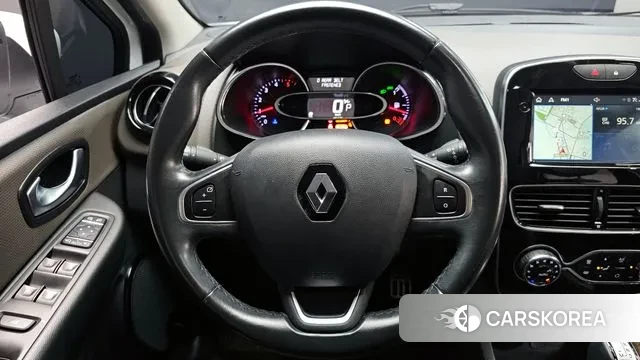 Renault Korea (Samsung) Clio 2018 Белый из Кореи, фото 4