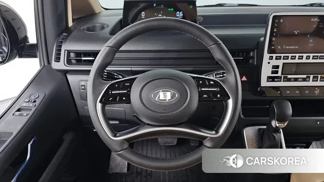 Hyundai Staria 2023 Черный из Кореи, фото 4