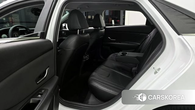 Hyundai Avante (CN7) 2021 Белый из Кореи, фото 4