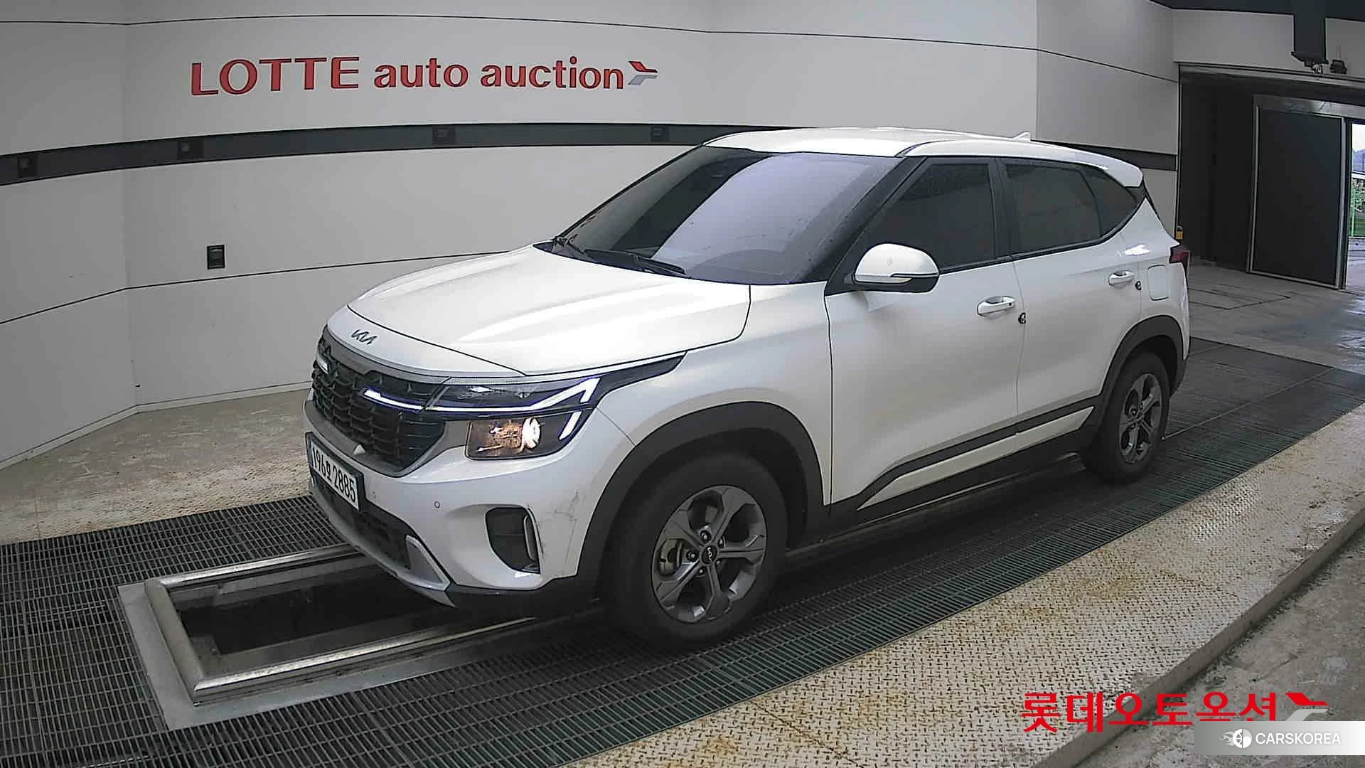 Kia Seltos 2024 Белый из Кореи, фото 4