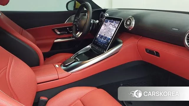 Mercedes-Benz SL-Class R232 2023 Желтый из Кореи, фото 4