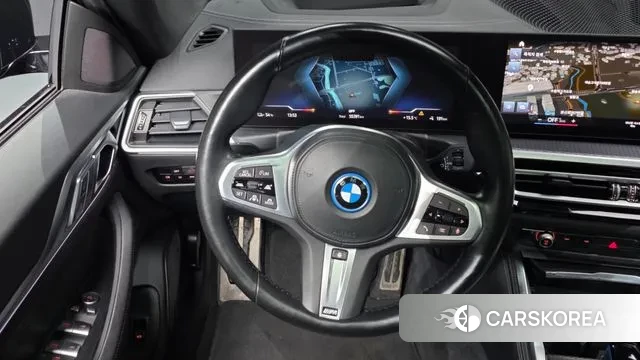 BMW i4 2022 Черный из Кореи, фото 4