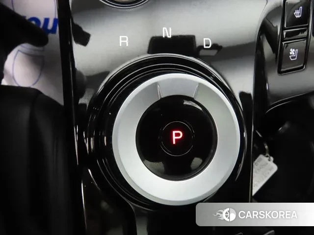 Kia Sportage 5th Generation Hybrid 2023 Черный из Кореи, фото 4