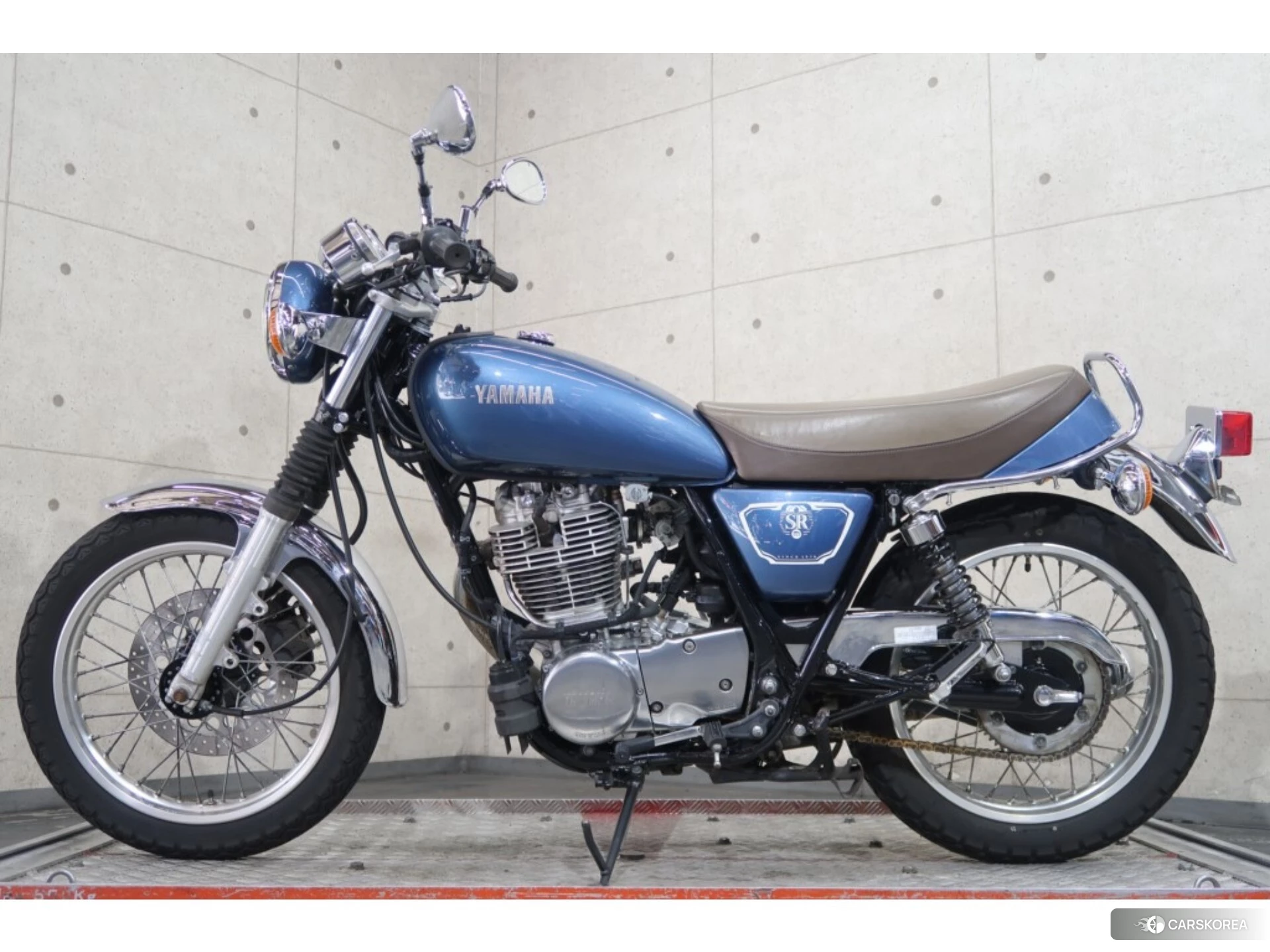 Yamaha SR 400 2019 из Японии