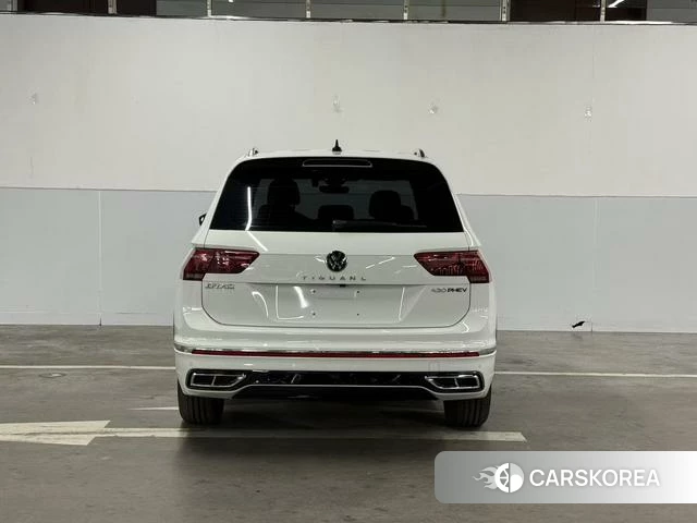 Volkswagen Tiguan L PHEV 2023 Белый из Китая, фото 4