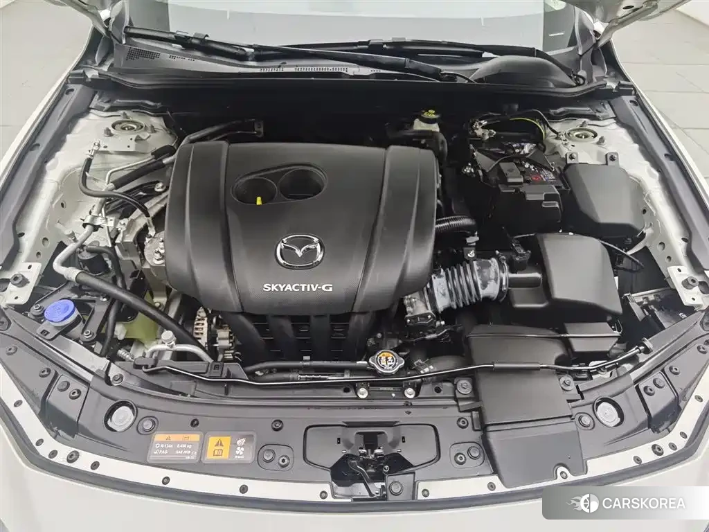 Mazda 3 2024 Белый из Китая, фото 4
