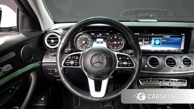 Mercedes-Benz E-Class W213 2020 Белый из Кореи, фото 4