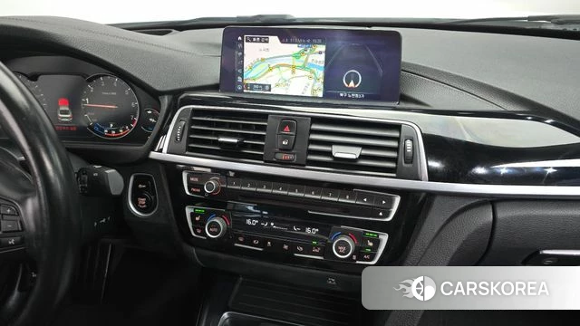 BMW 4 Series (F32) 2019 Белый из Кореи, фото 4