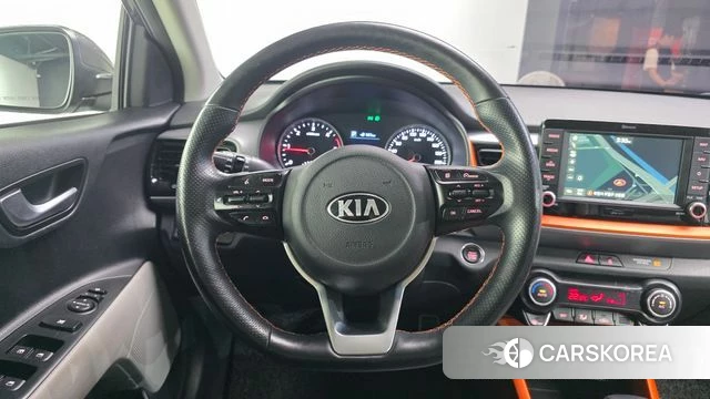 Kia Stonic 2018 Черный из Кореи, фото 4