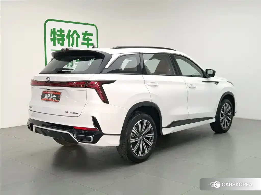 Chang'an CS75PLUS 2025 Белый из Китая, фото 4