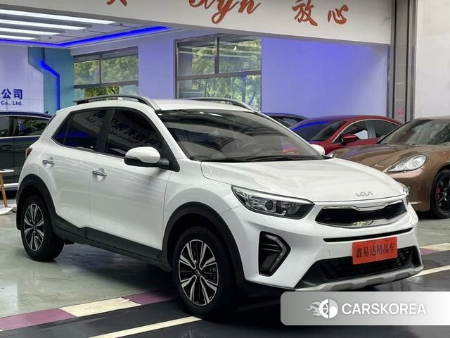 Kia Yi Ran 2023 Белый из Китая, фото 4