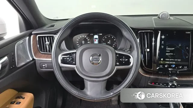 Volvo XC60 second Generation 2021 Белый из Кореи, фото 4