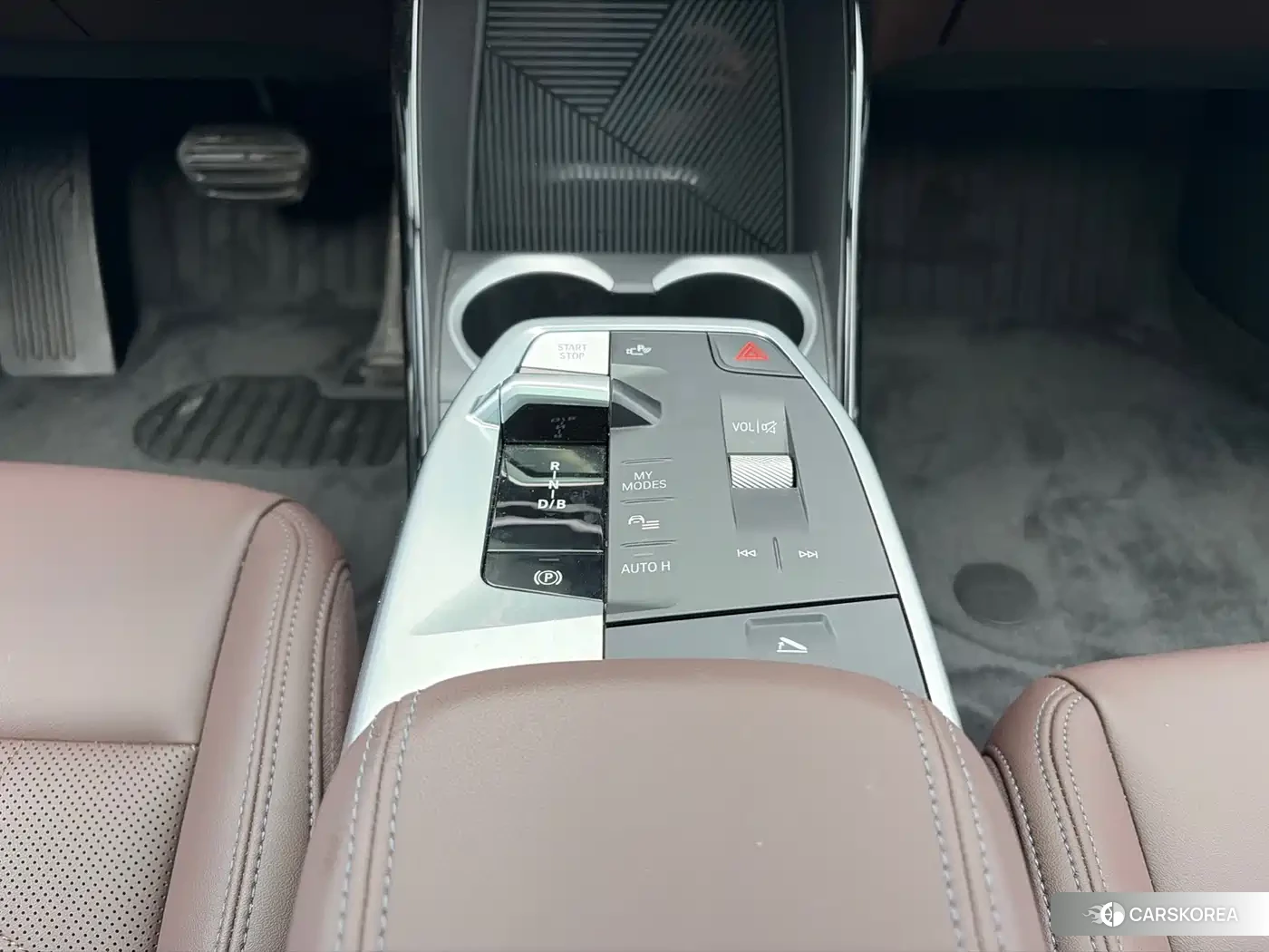 BMW iX1 2025 Белый из Китая, фото 4