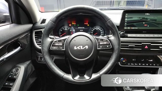 Kia Seltos 2022 Серый из Кореи, фото 4