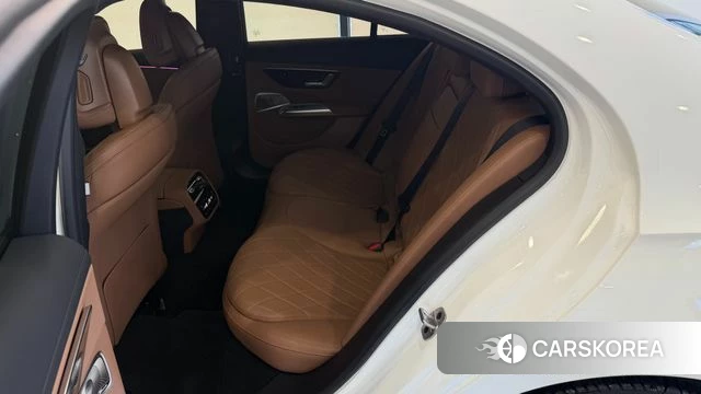 Mercedes-Benz E-Class W214 2026 Белый из Кореи, фото 4