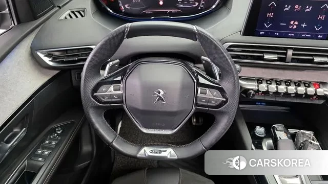 Peugeot 5008 second generation 2021 Черный из Кореи, фото 4