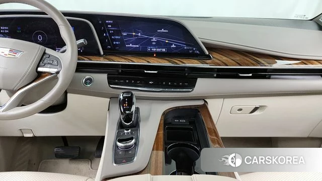 Cadillac Escalade 5th Generation 2023 Белый из Кореи, фото 4