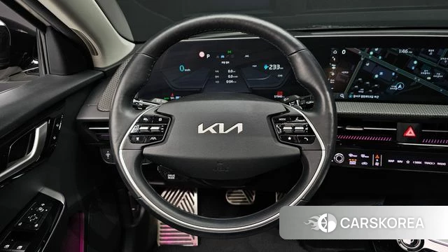 Kia EV6 2023 Жемчужный цвет из Кореи, фото 4