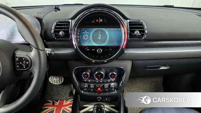 Mini Cooper S Clubman 2023 Жемчужный цвет из Кореи, фото 4