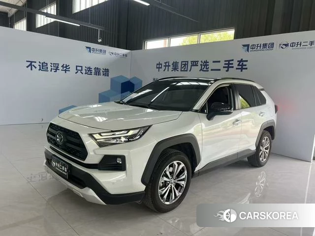 Toyota RAV4 Rongfang 2024 Белый из Китая, фото 4