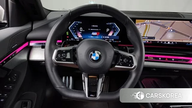 BMW 5 Series (G60) 2024 Белый из Кореи, фото 4