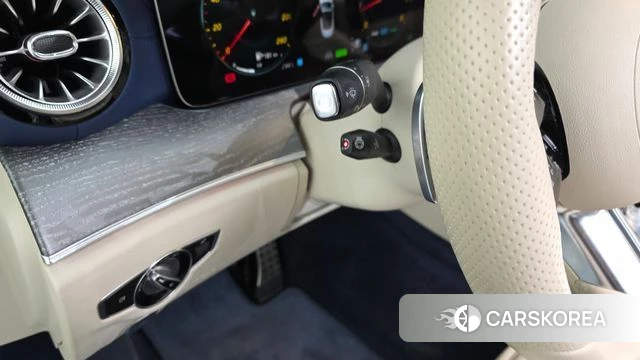 Mercedes-Benz E-Class W213 2022 Белый из Кореи, фото 4