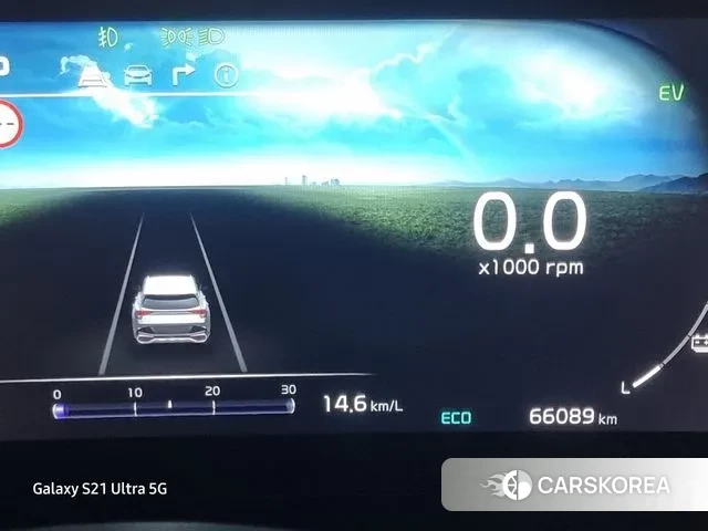 Kia Sportage 5th Generation Hybrid 2022 Белый из Кореи, фото 4