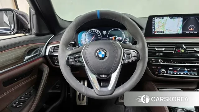 BMW 5 Series (G30) 2018 Черный из Кореи, фото 4