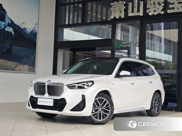 BMW iX1 2025 Белый из Китая, фото 4