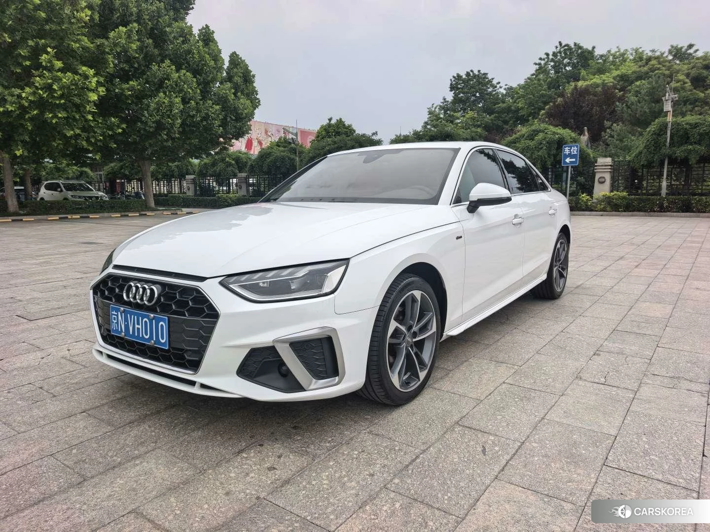 Audi A4L 2020 Белый из Китая, фото 4