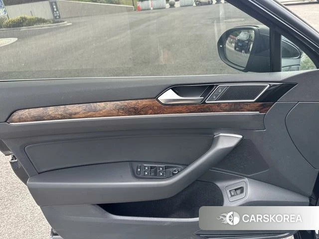 Volkswagen Magotan 2018 Черный из Китая, фото 4